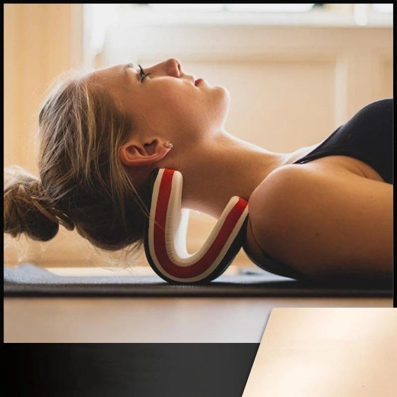 Neck Traction Pillow - Poduszka do rozluźniania szyi i ramion,
